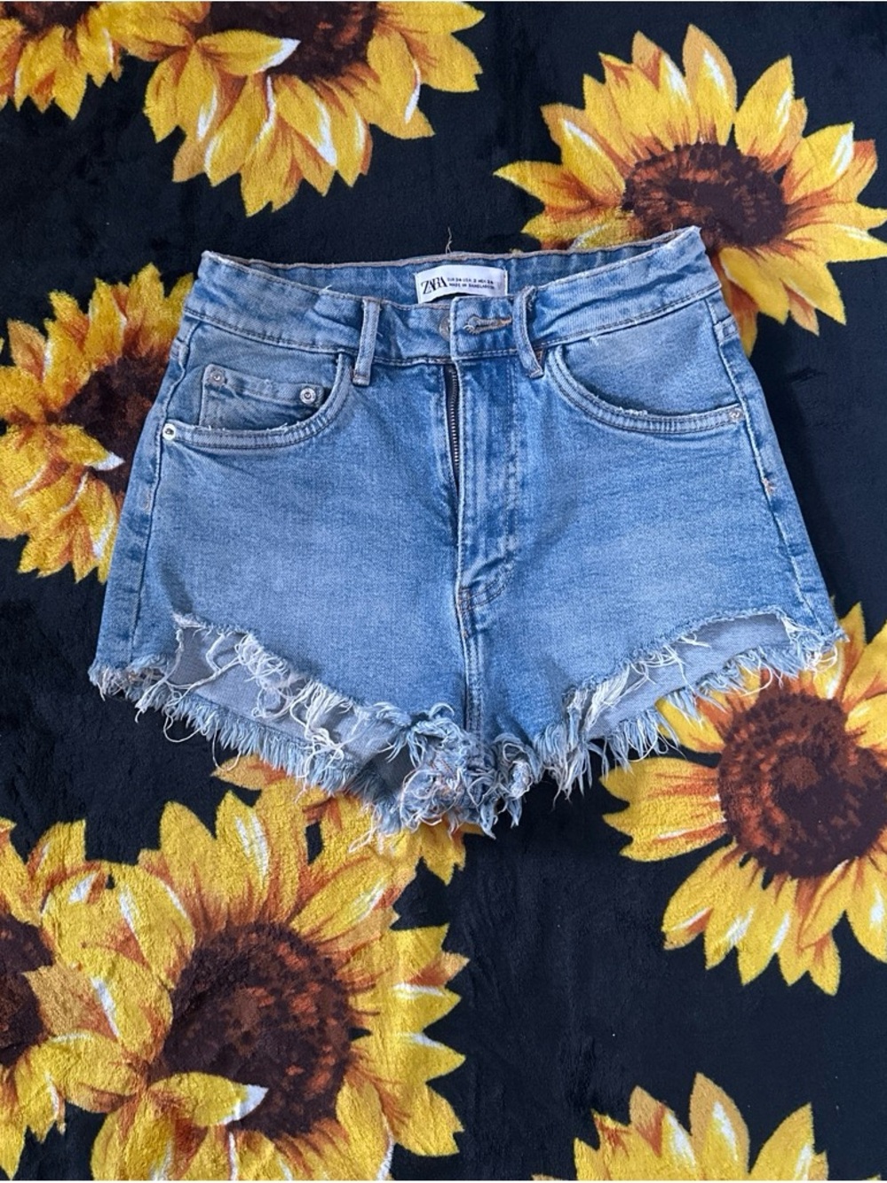 Zara Light Blue Frayed-Hem Denim Shorts